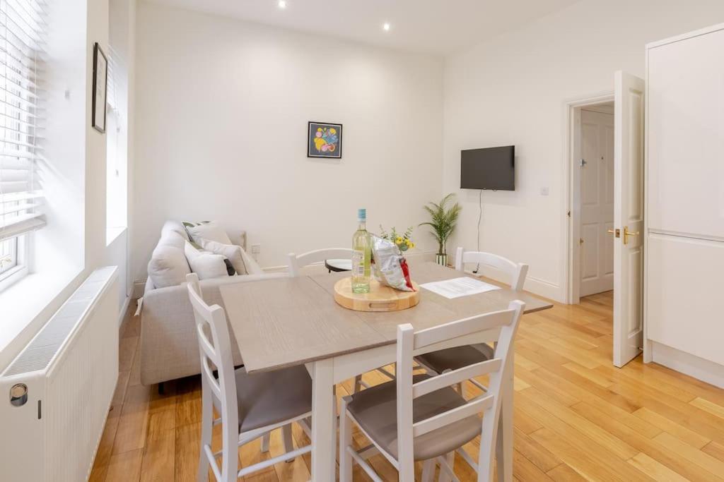 Appartement Beautiful 1 Bed Flat 2 Minute Walk To Camden Station à Londres Extérieur photo